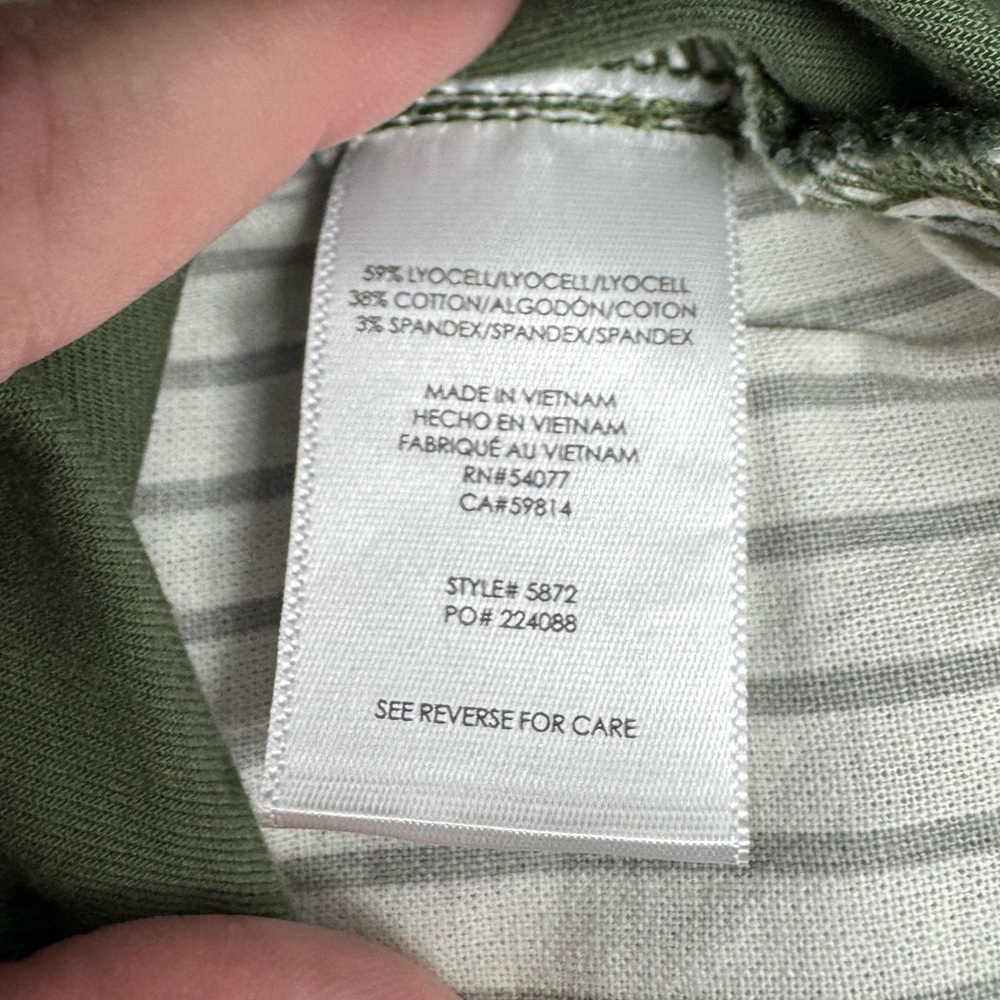Cabi Army Green Cargo Pants #5872 - Picture 4 of 4